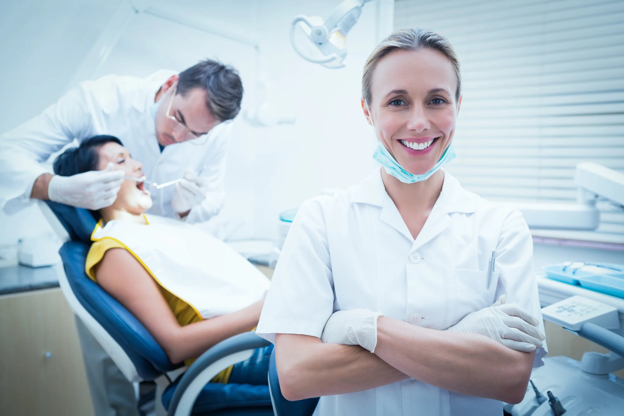 header photo of a same day dentist